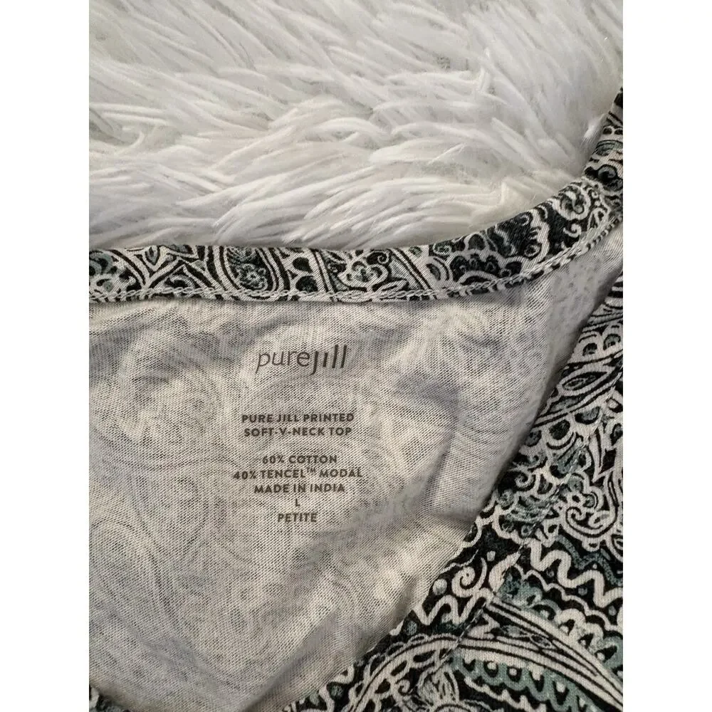Pure Jill “Printed Soft V Neck Top” Sz. L Petite. Pretty, Exc. Quality, Soft